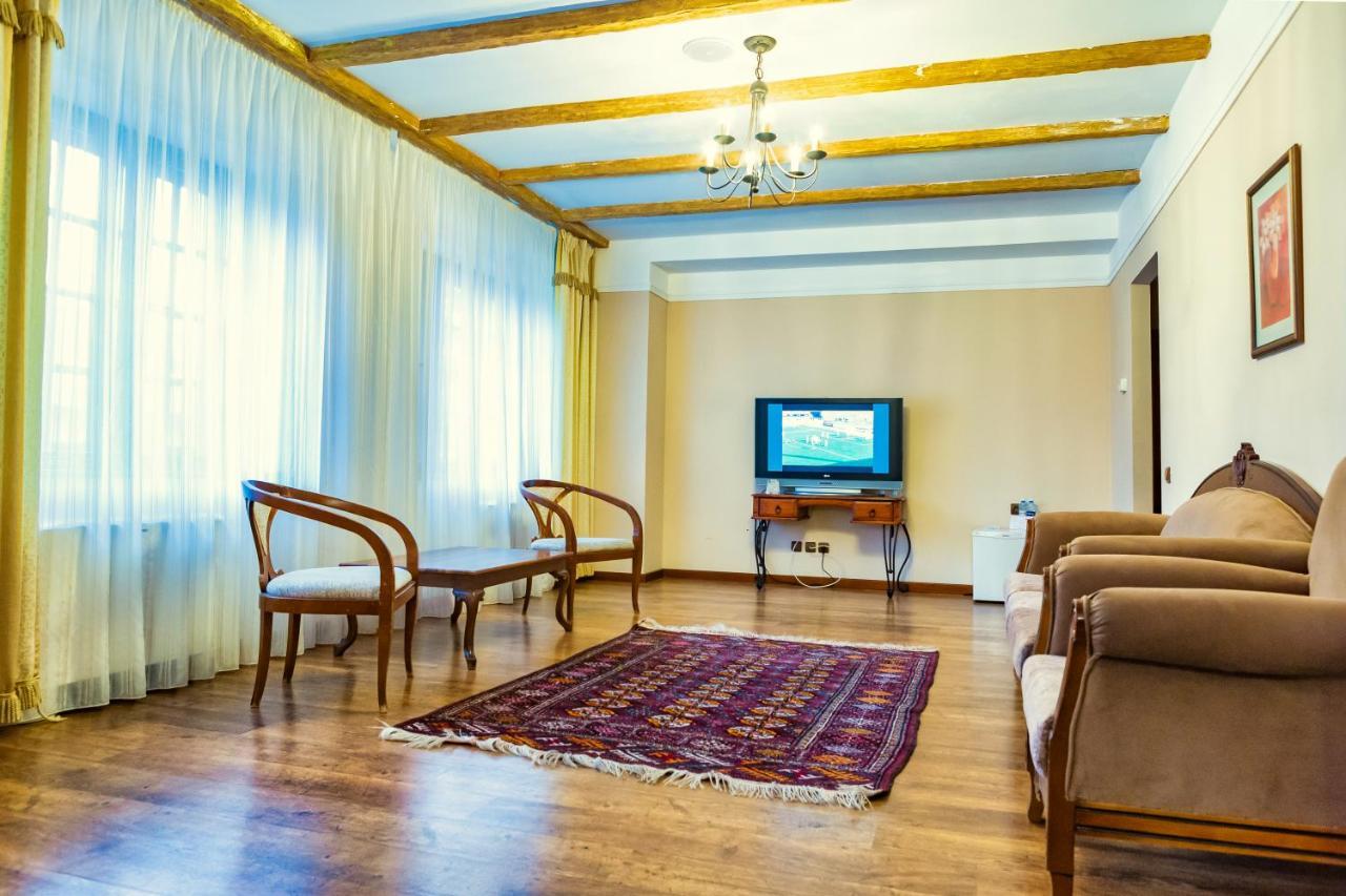 Park Hotel Kokshetau Shchūchīnsk Buitenkant foto