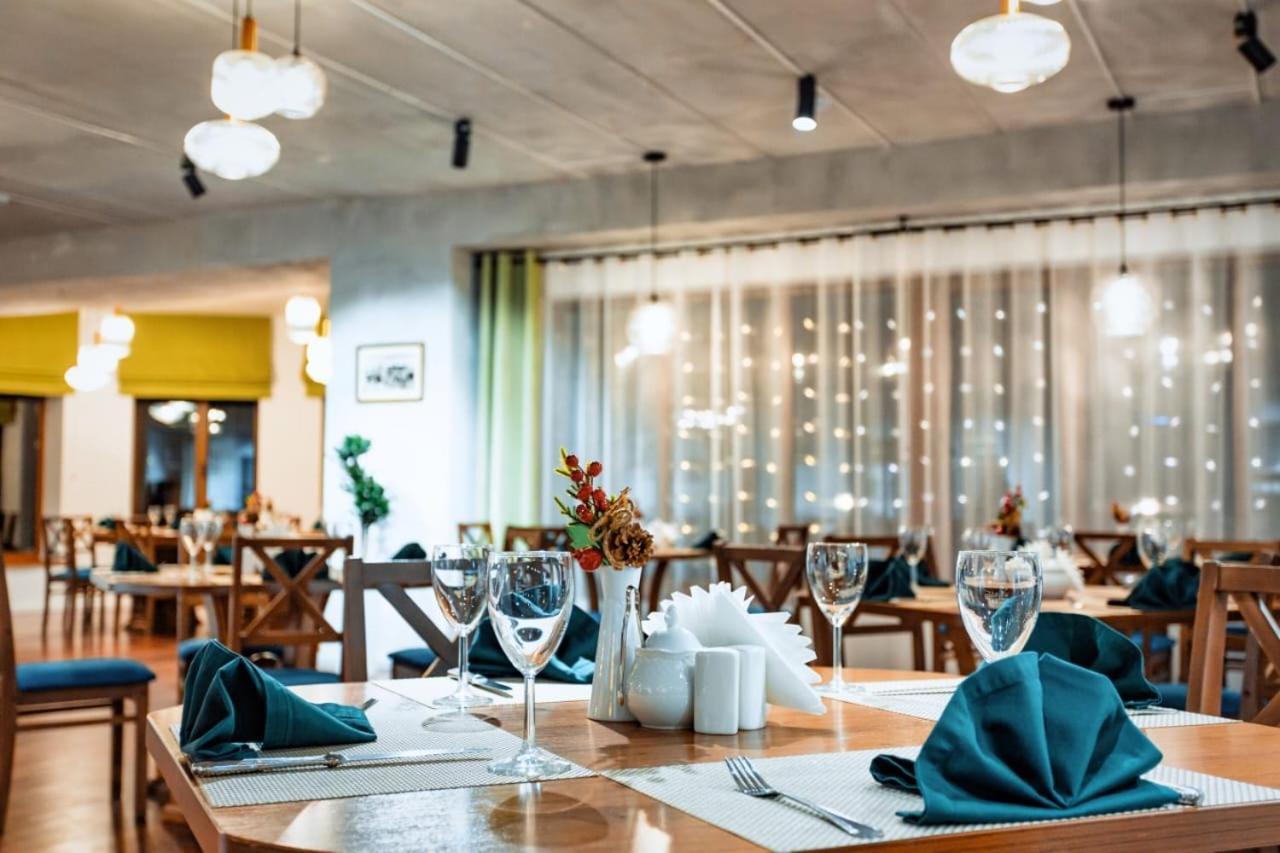 Park Hotel Kokshetau Shchūchīnsk Buitenkant foto